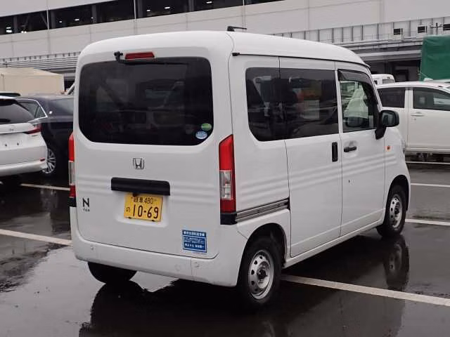 HONDA N-VAN