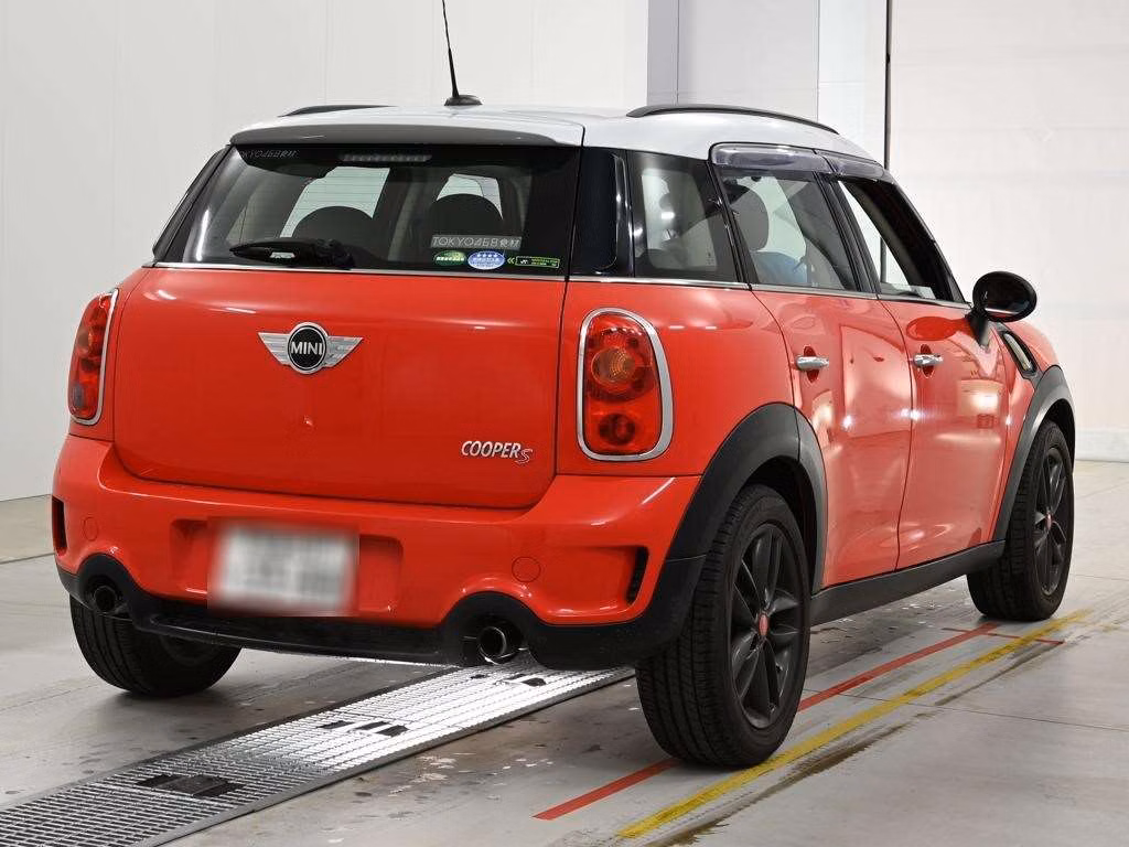 MINI CROSSOVER