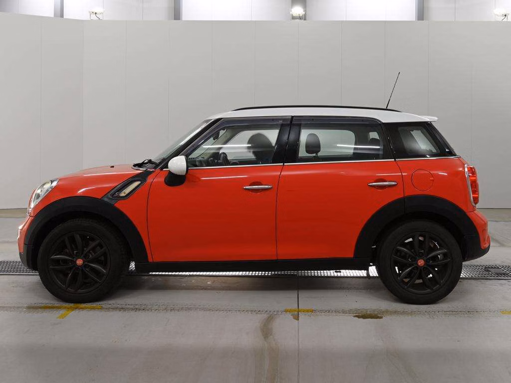 MINI CROSSOVER