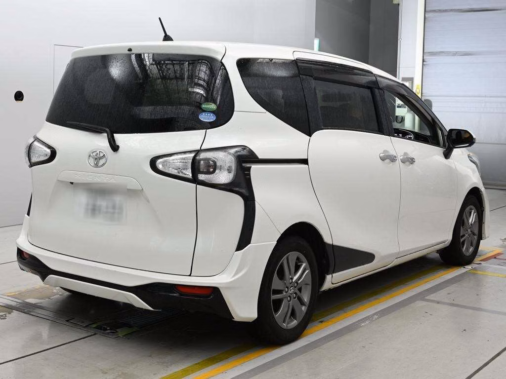 TOYOTA SIENTA