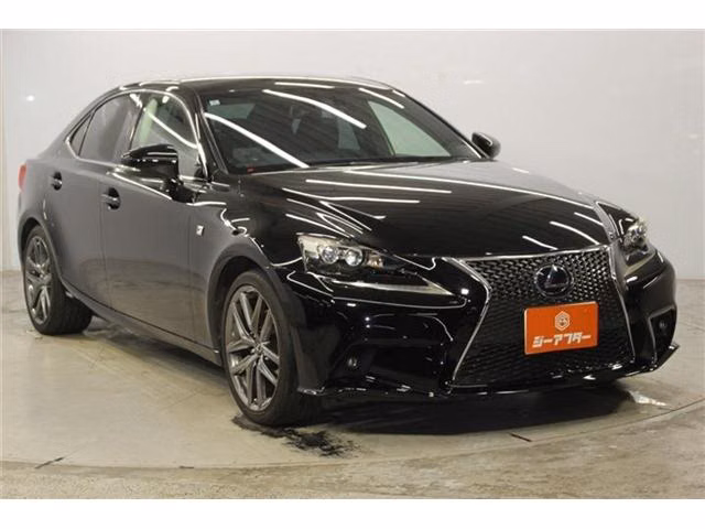 Lexus IS300h