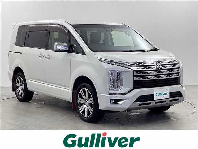 Mitsubishi Delica D:5
