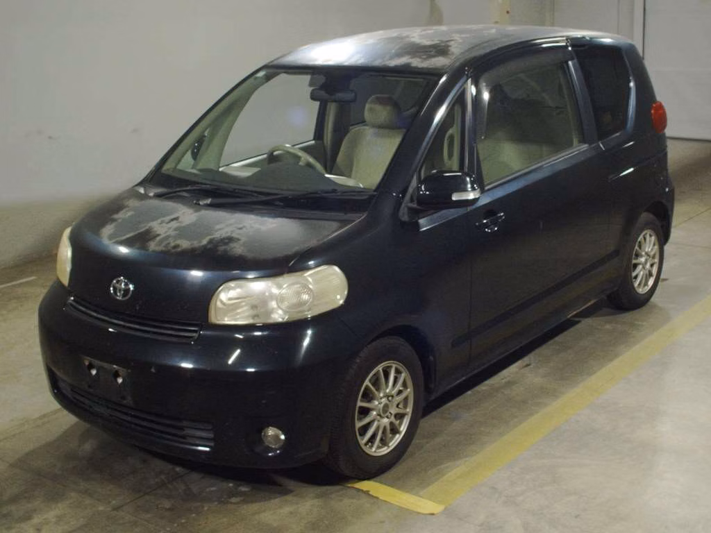 TOYOTA PORTE