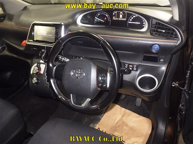 TOYOTA SIENTA