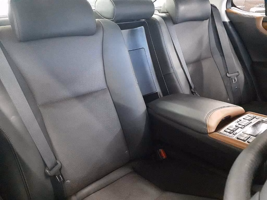 Lexus LS600h