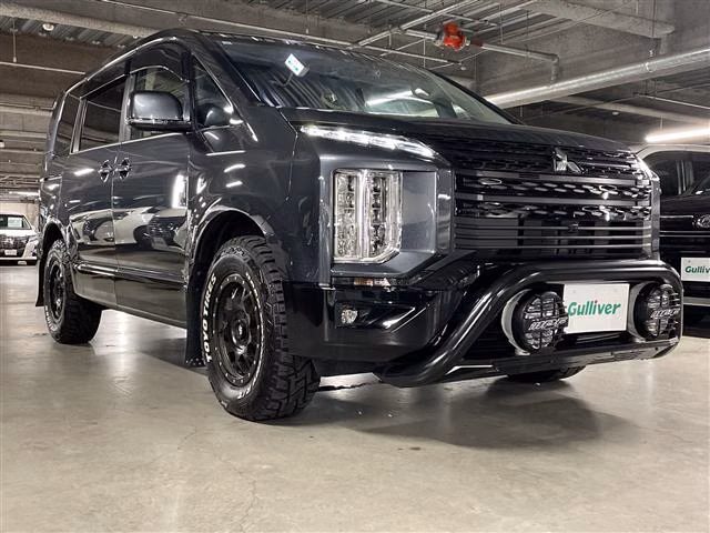 Mitsubishi Delica D:5