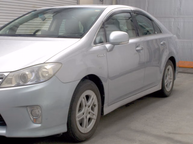 TOYOTA SAI