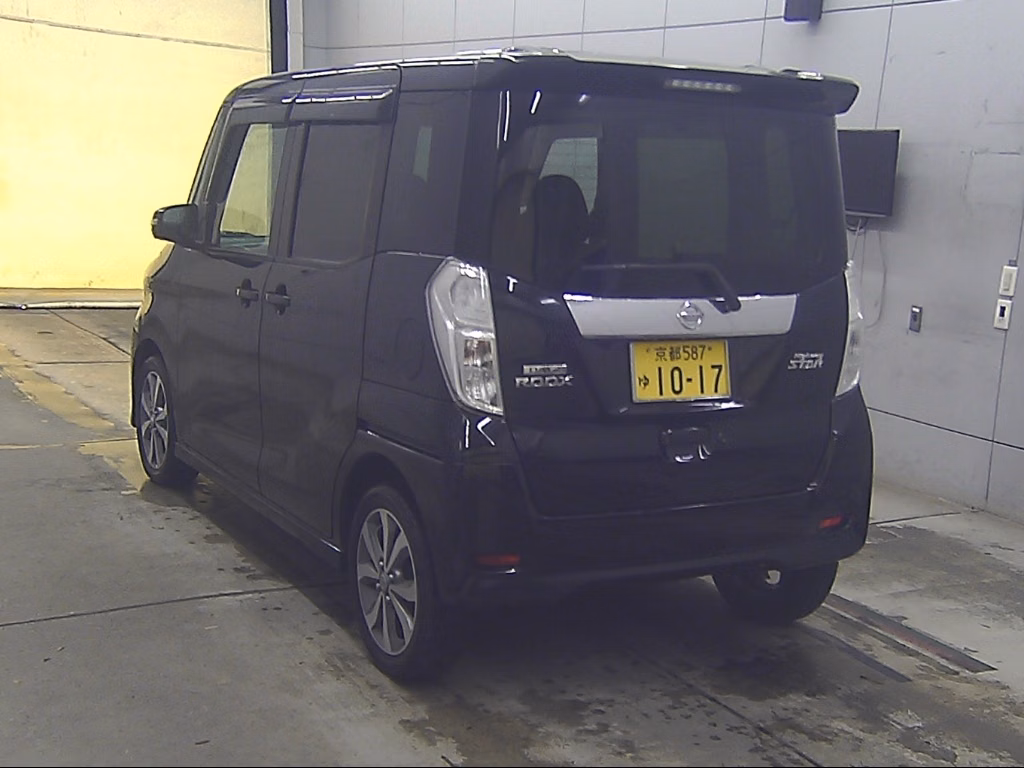 NISSAN DAYZ ROOX