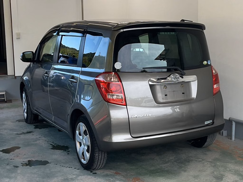 TOYOTA RACTIS