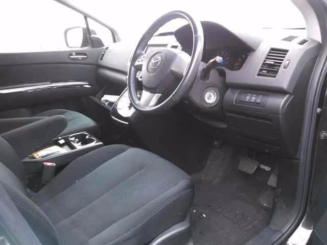 MAZDA MPV