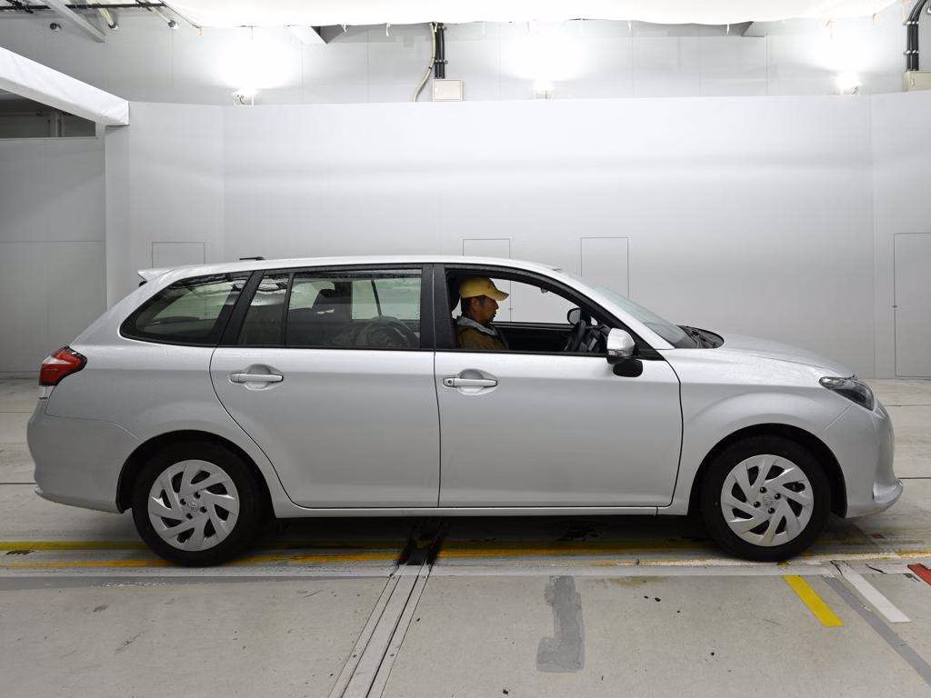 TOYOTA COROLLA FIELDER