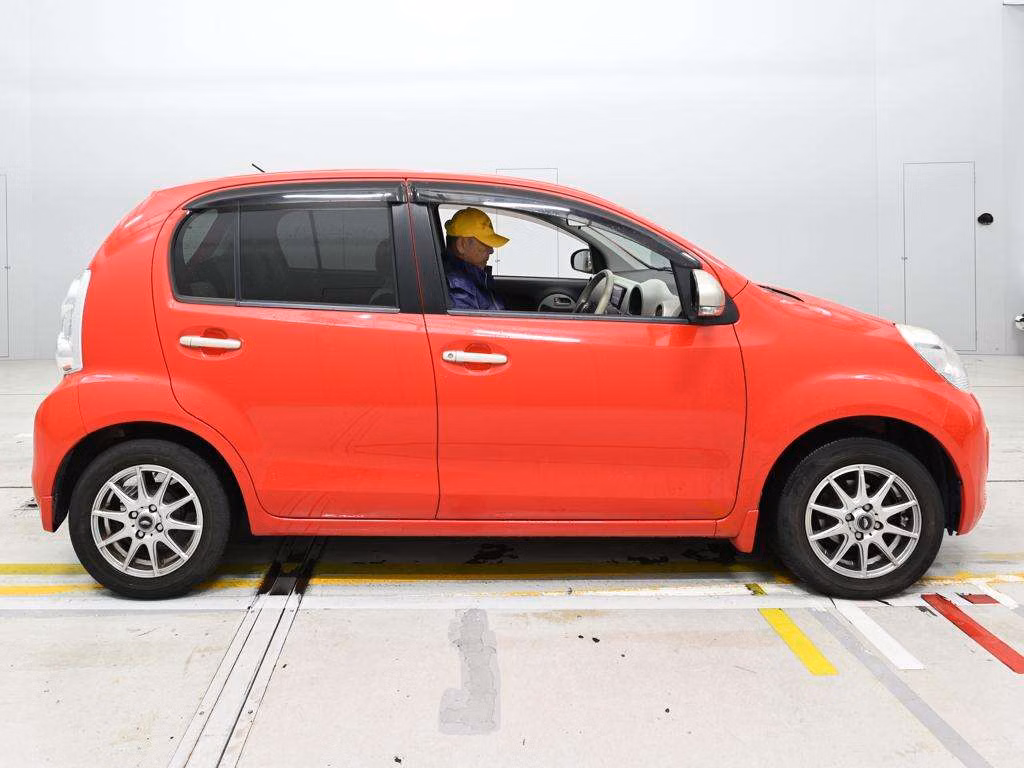 TOYOTA PASSO