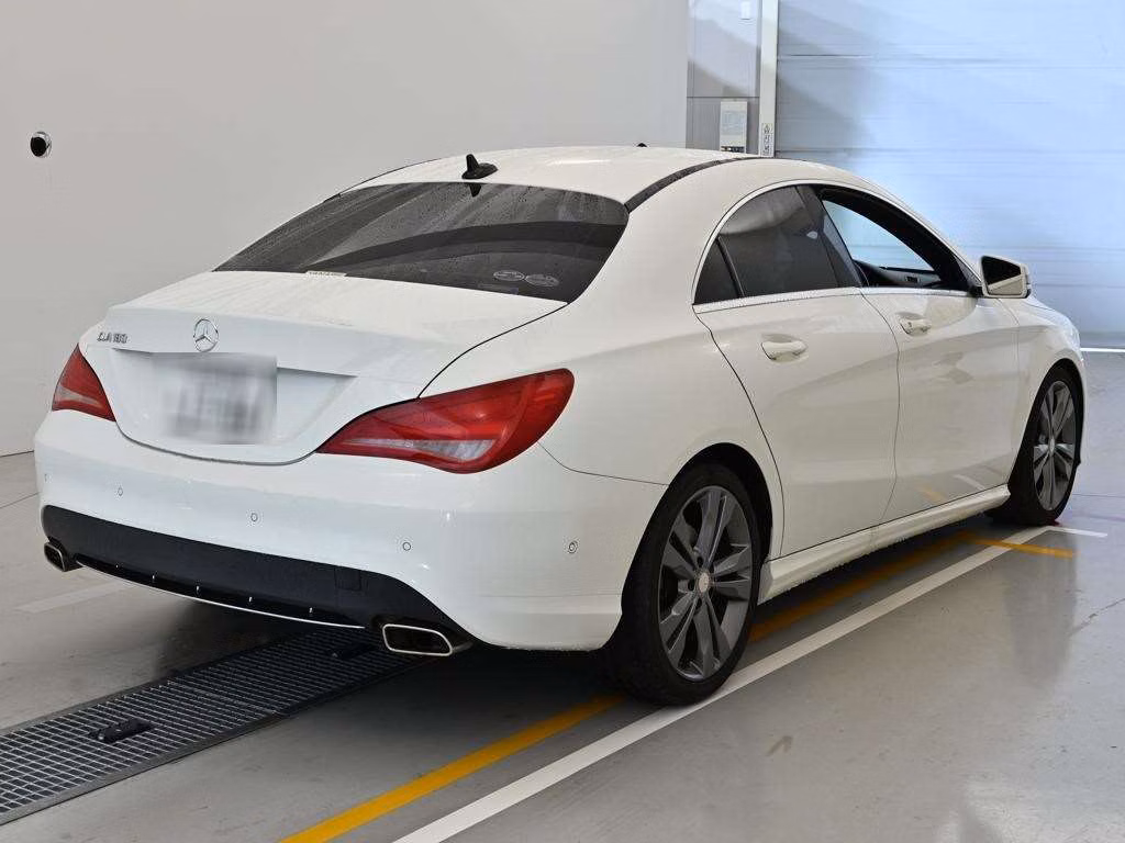 MERCEDES-BENZ CLA-CLASS