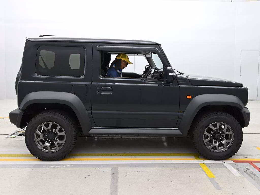 SUZUKI JIMNY SIERRA