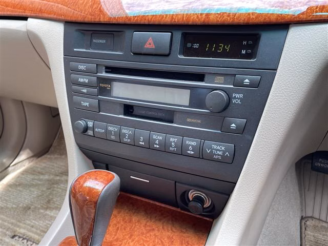 TOYOTA MARK II