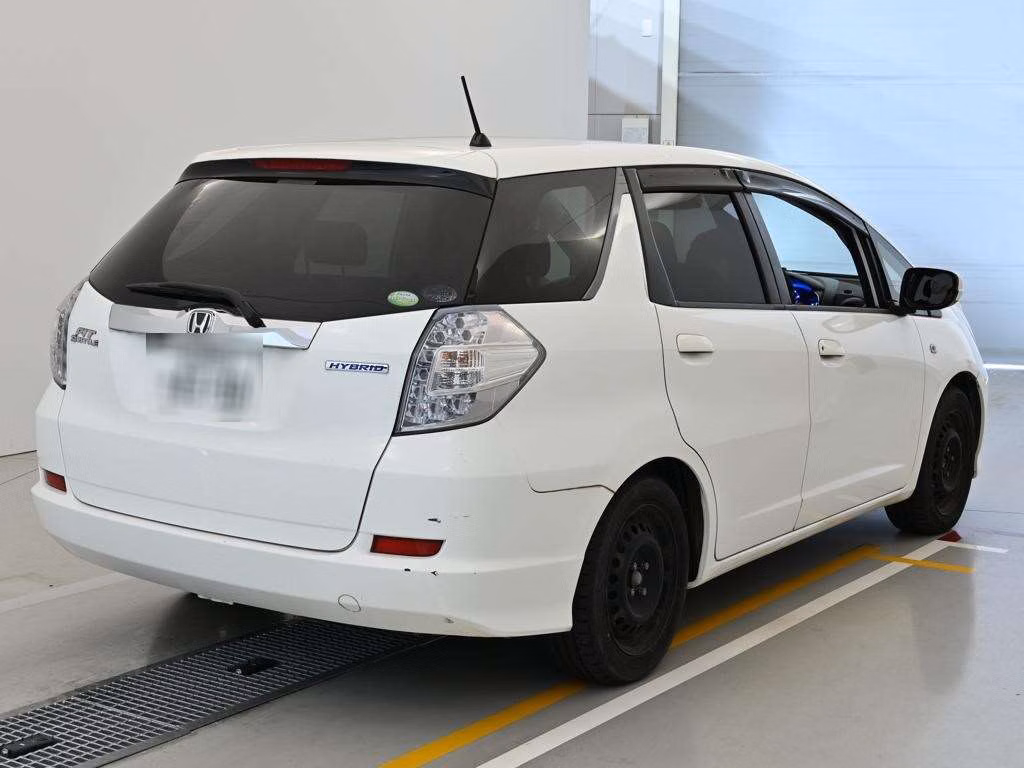 HONDA FIT SHUTTLE