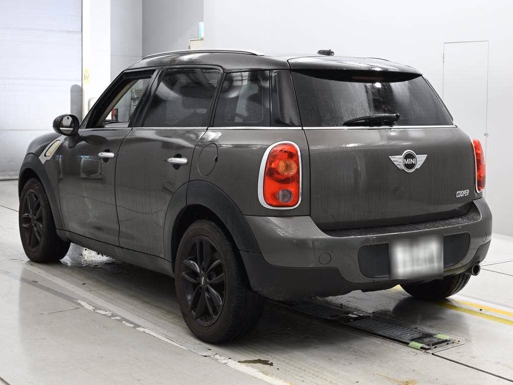 MINI CROSSOVER