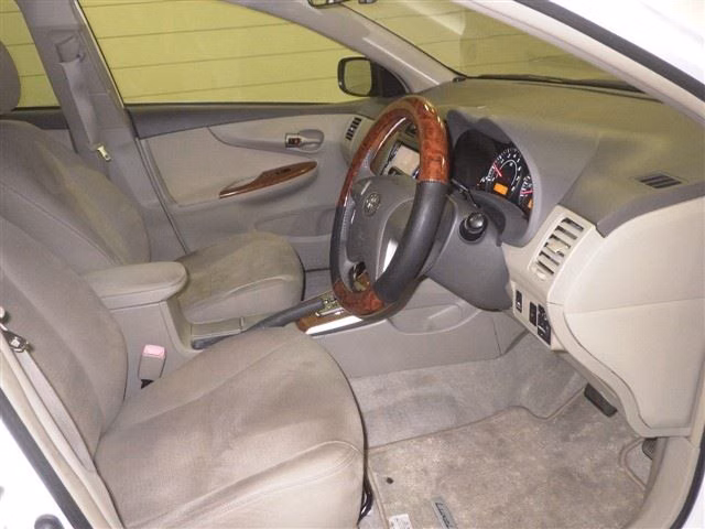 TOYOTA COROLLA AXIO