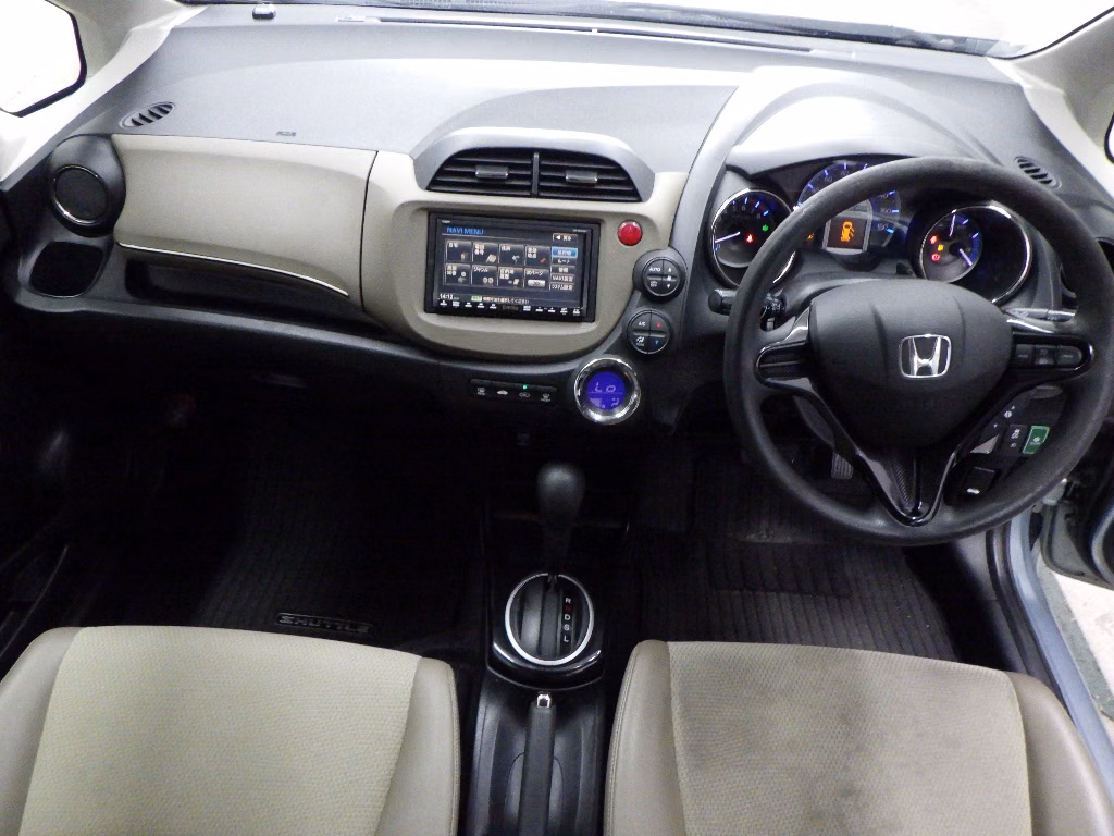 HONDA FIT SHUTTLE