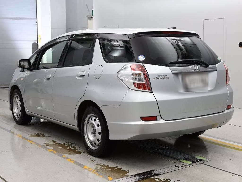 HONDA FIT SHUTTLE