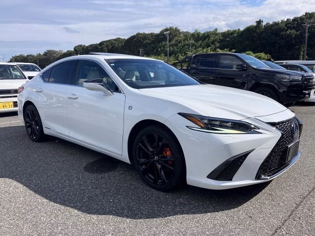 Lexus ES300h