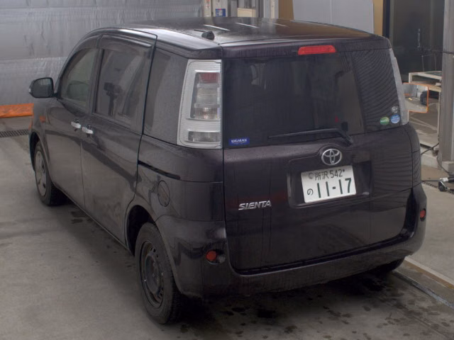 TOYOTA SIENTA
