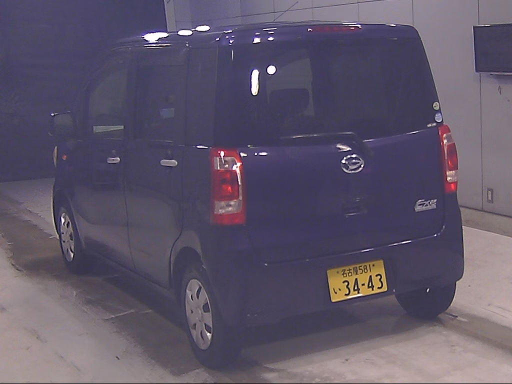 DAIHATSU TANTO EXE