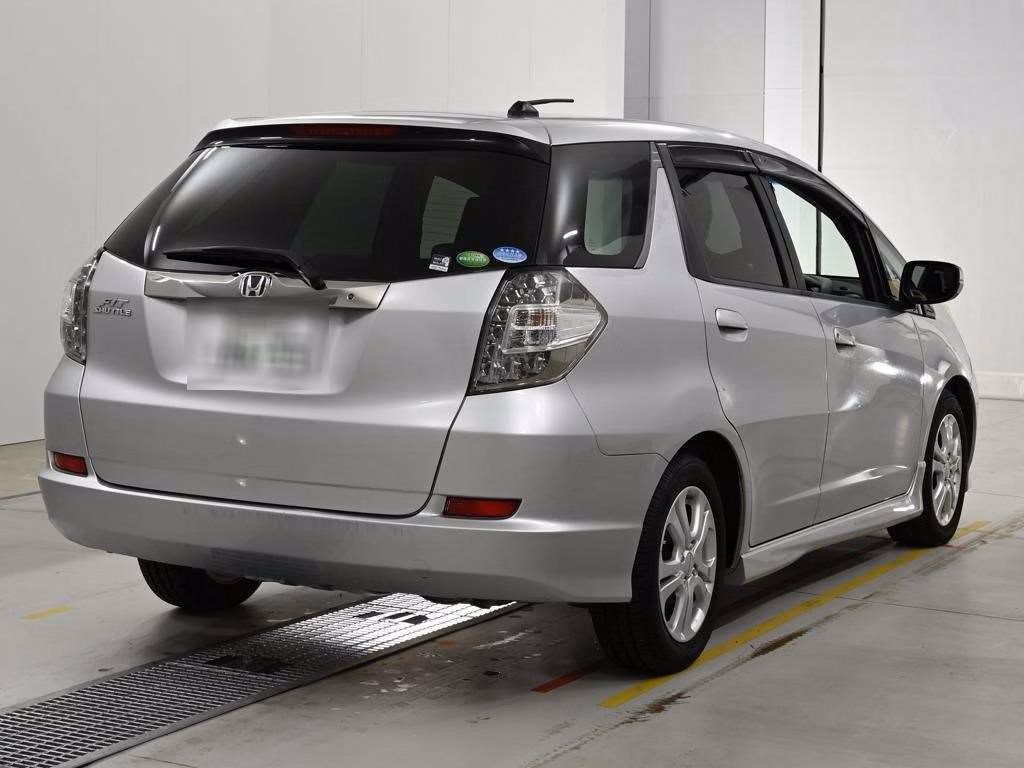 HONDA FIT SHUTTLE