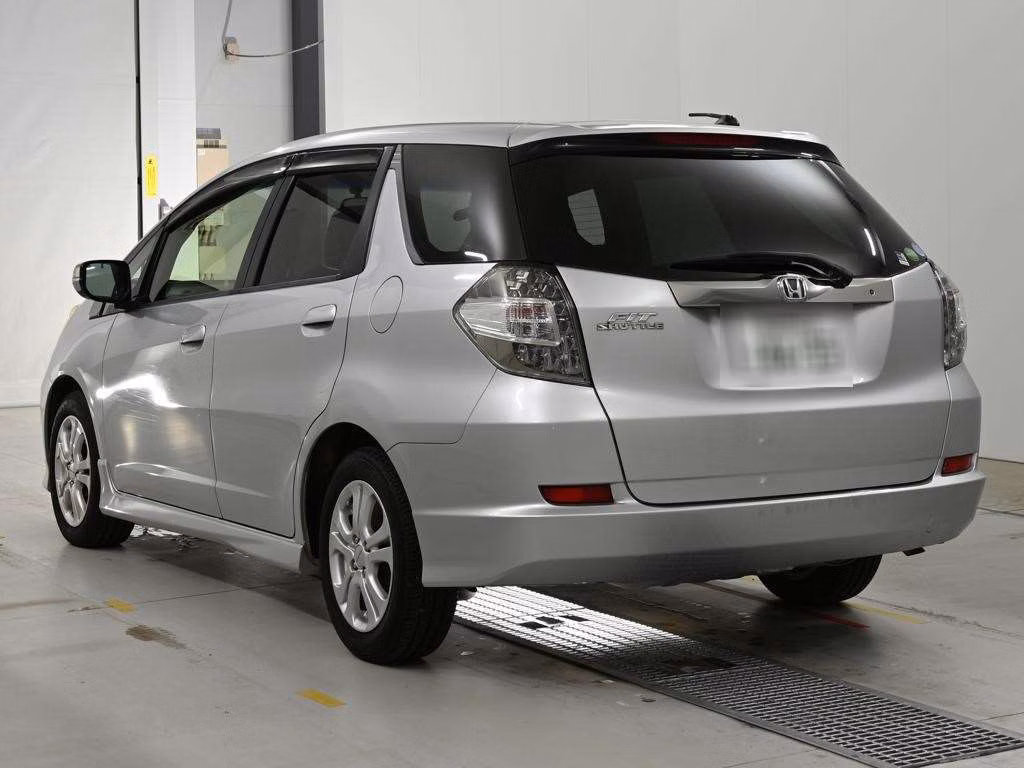HONDA FIT SHUTTLE