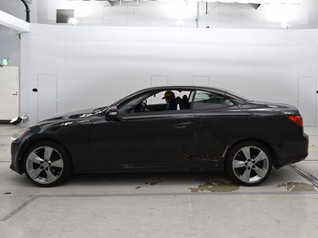 LEXUS IS250