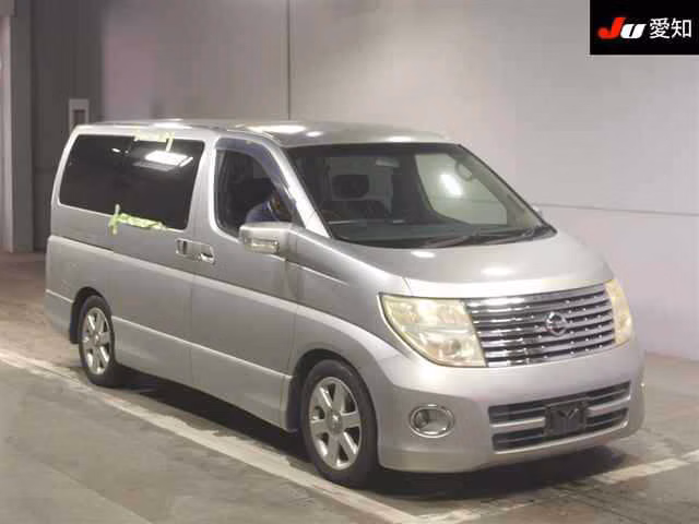 NISSAN ELGRAND