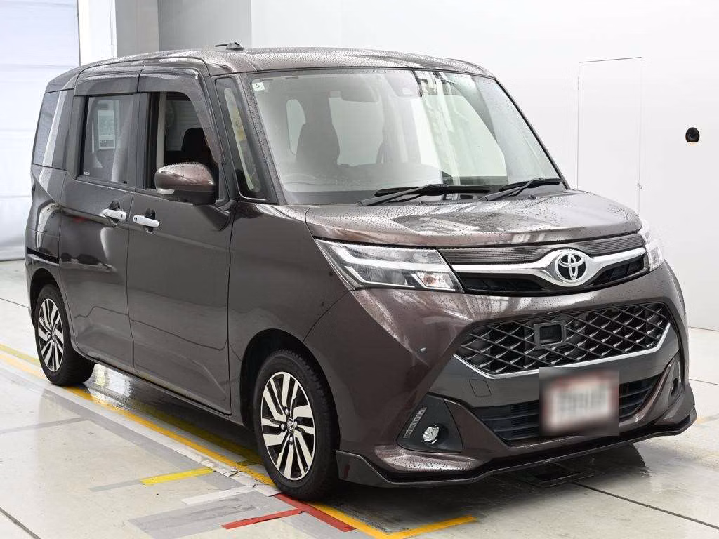 TOYOTA TANK