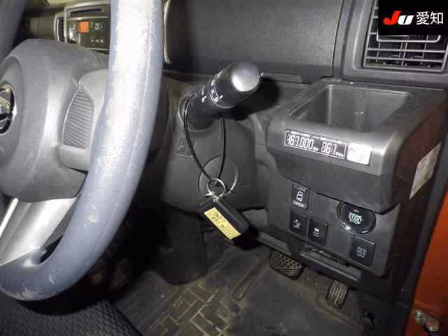 DAIHATSU WAKE