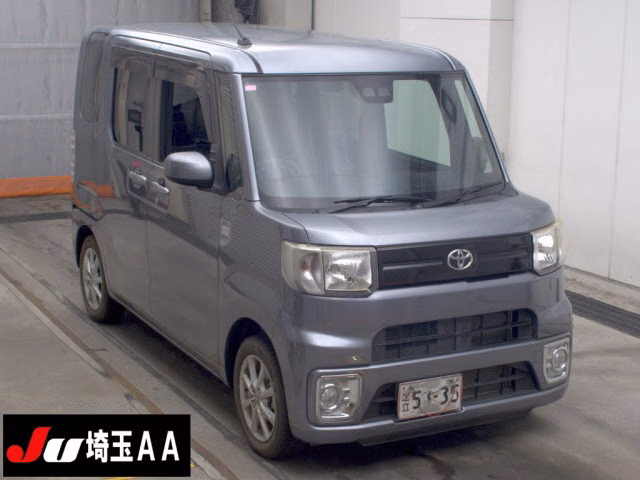 TOYOTA PIXIS MEGA