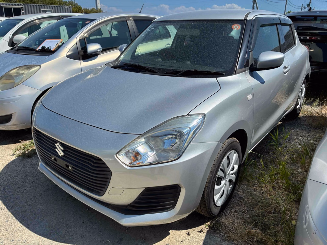 SUZUKI SWIFT