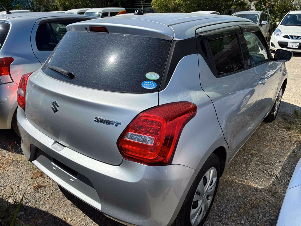 SUZUKI SWIFT
