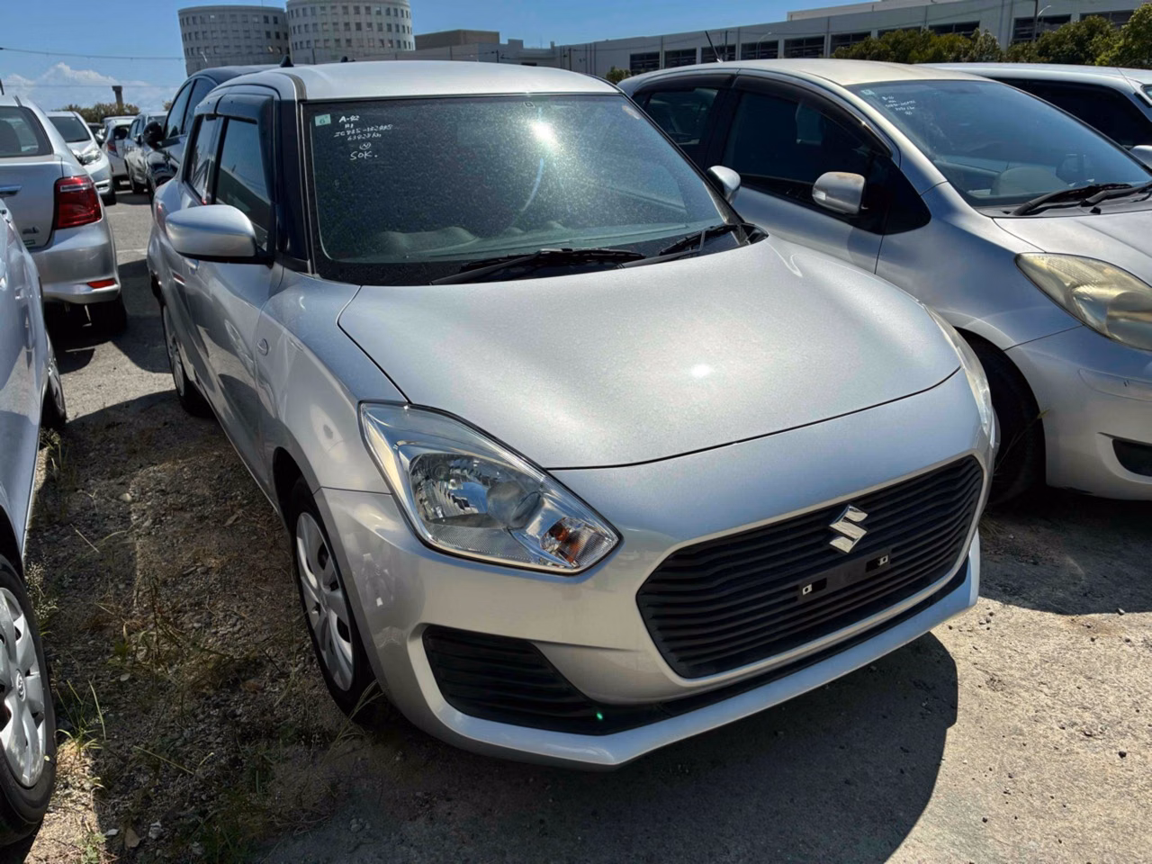 SUZUKI SWIFT