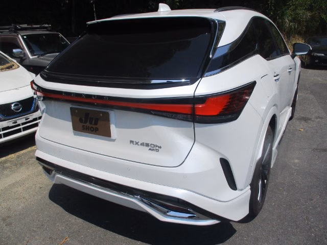 Lexus RX450h+