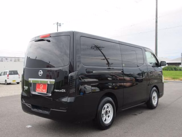 NISSAN NV350 CARAVAN