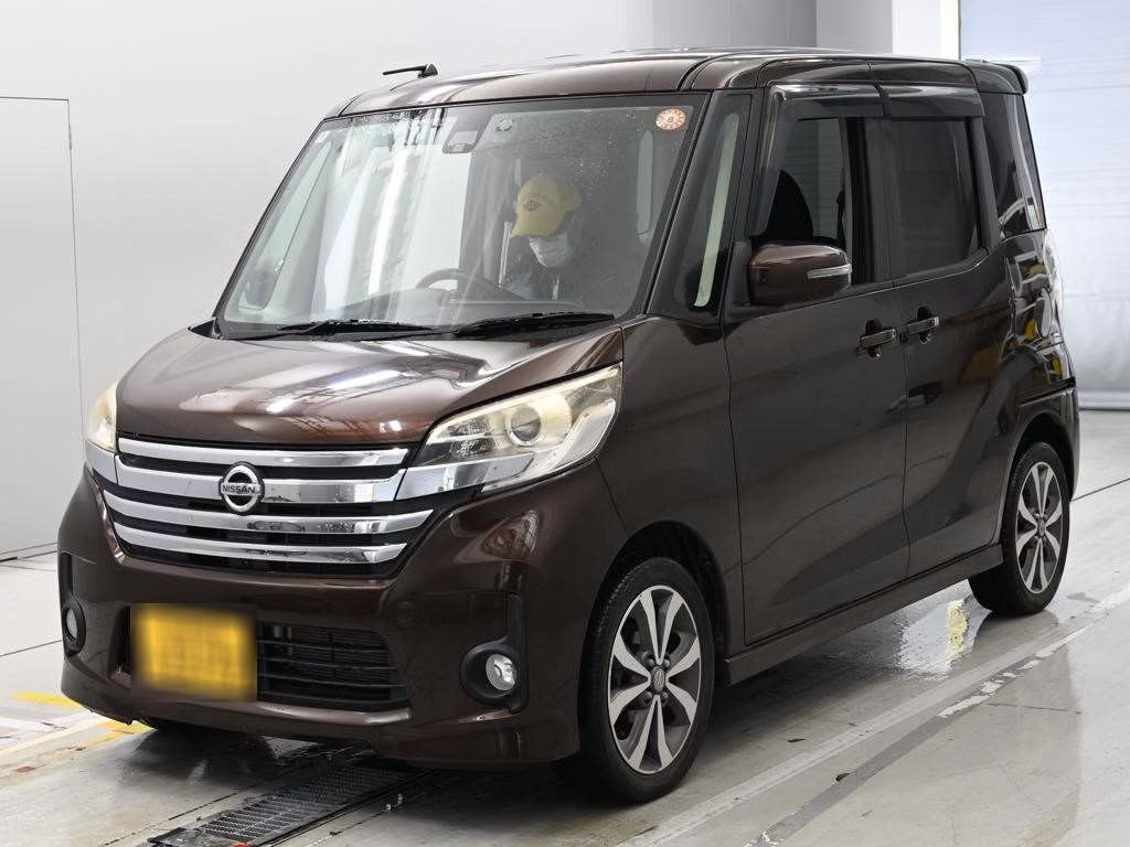 NISSAN DAYZ ROOX