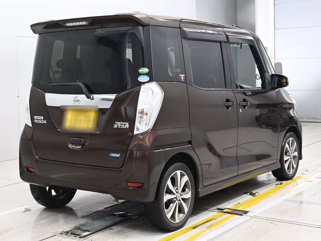 NISSAN DAYZ ROOX