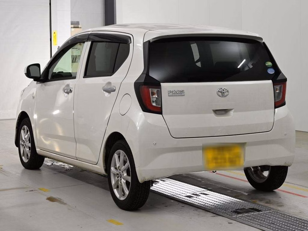 TOYOTA PIXIS EPOCH