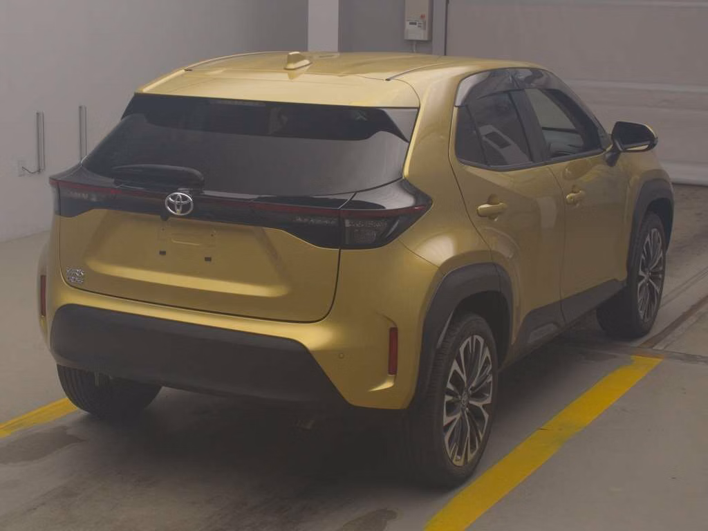 TOYOTA YARIS CROSS
