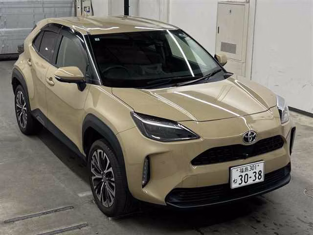 TOYOTA YARIS CROSS