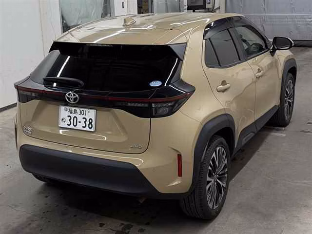TOYOTA YARIS CROSS