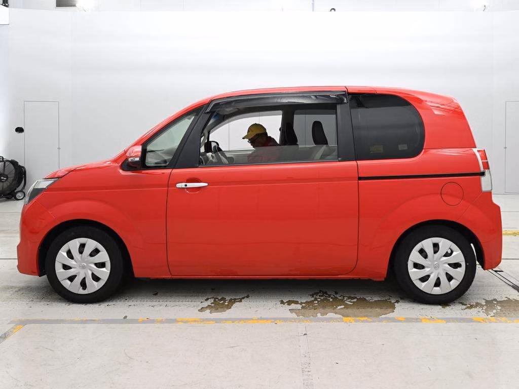 TOYOTA SPADE