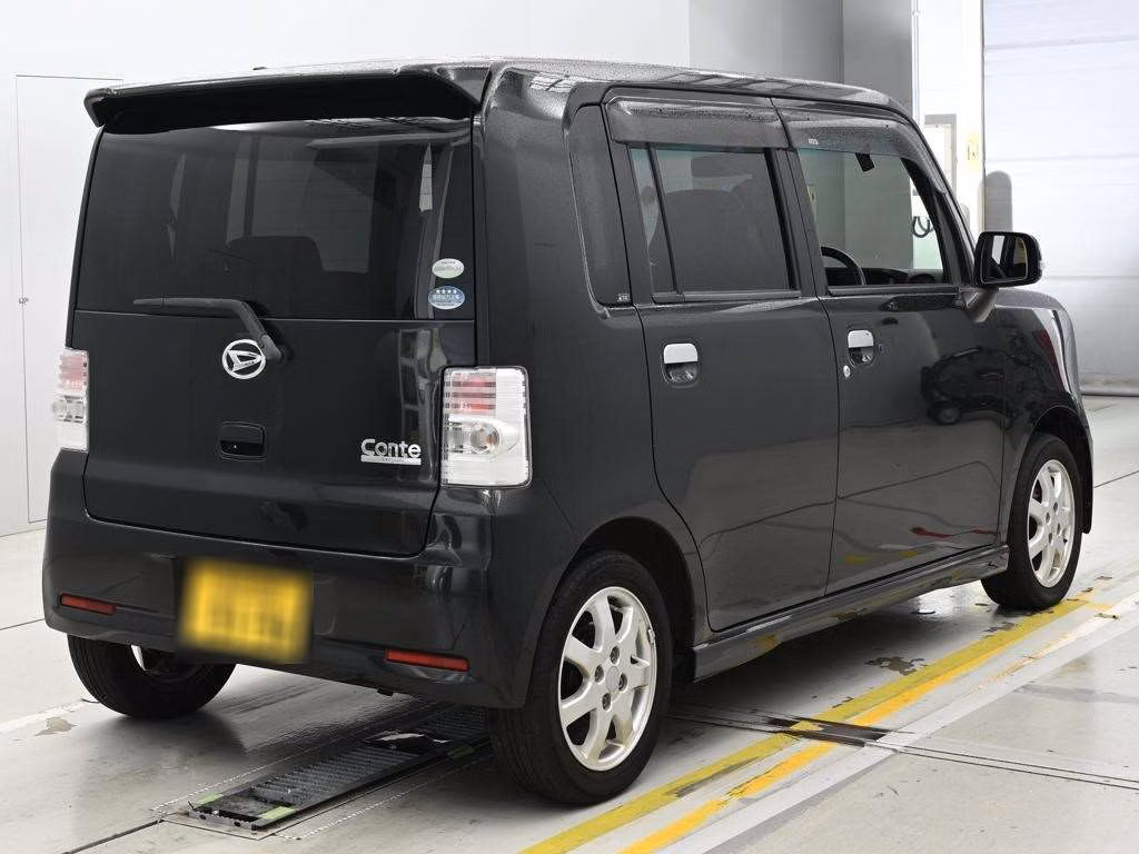 Daihatsu Move Conte