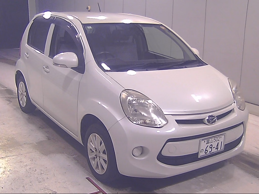 DAIHATSU BOON