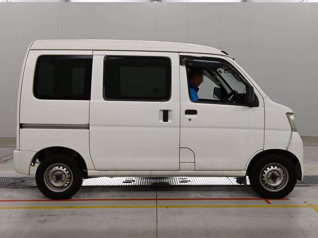 SUBARU SAMBAR