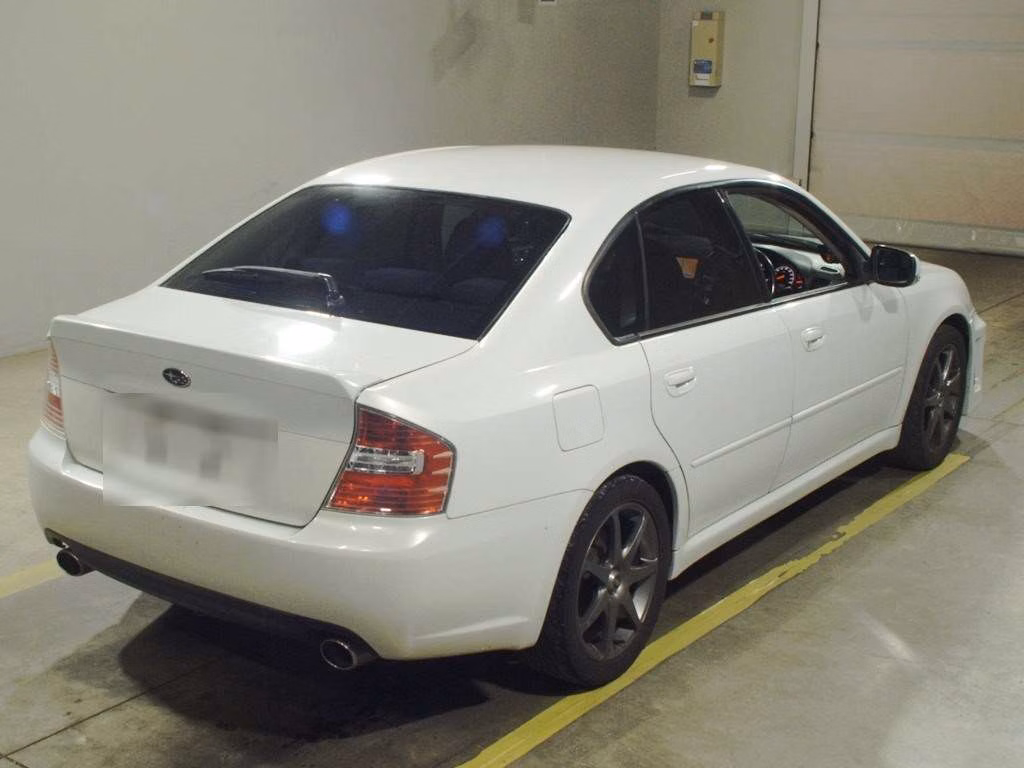 SUBARU LEGACY B4